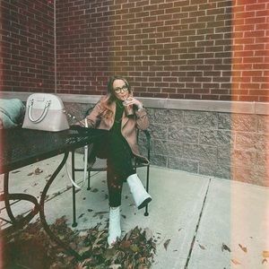 Meet your Posher, Alyona